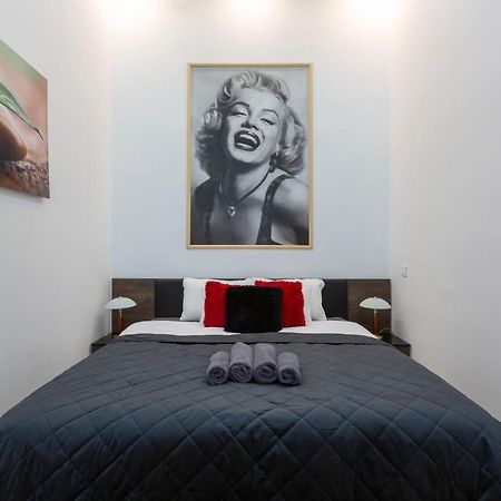 Exclusive Marilyn Apartment In The Heart Of Budapest Eksteriør bilde