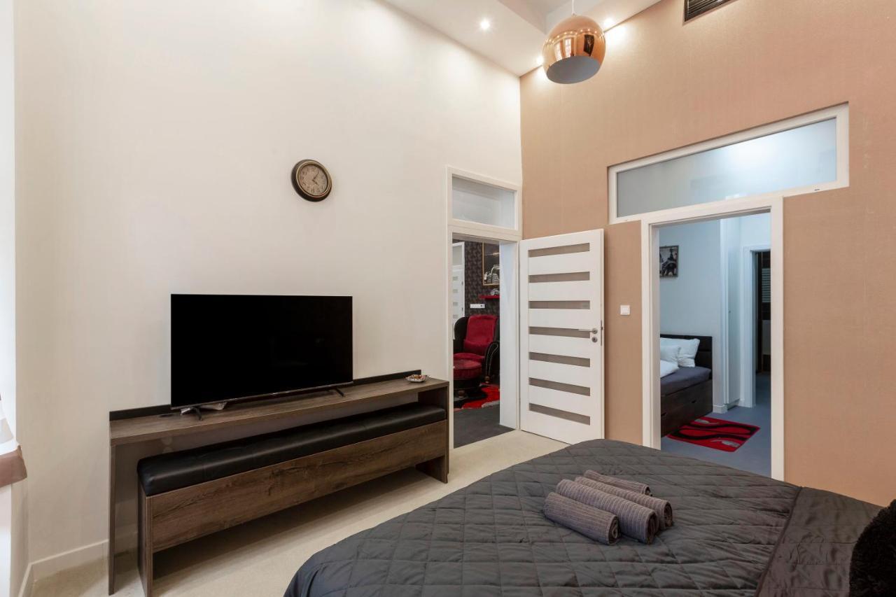 Exclusive Marilyn Apartment In The Heart Of Budapest Eksteriør bilde
