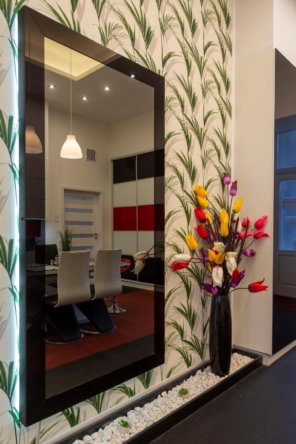 Exclusive Marilyn Apartment In The Heart Of Budapest Eksteriør bilde
